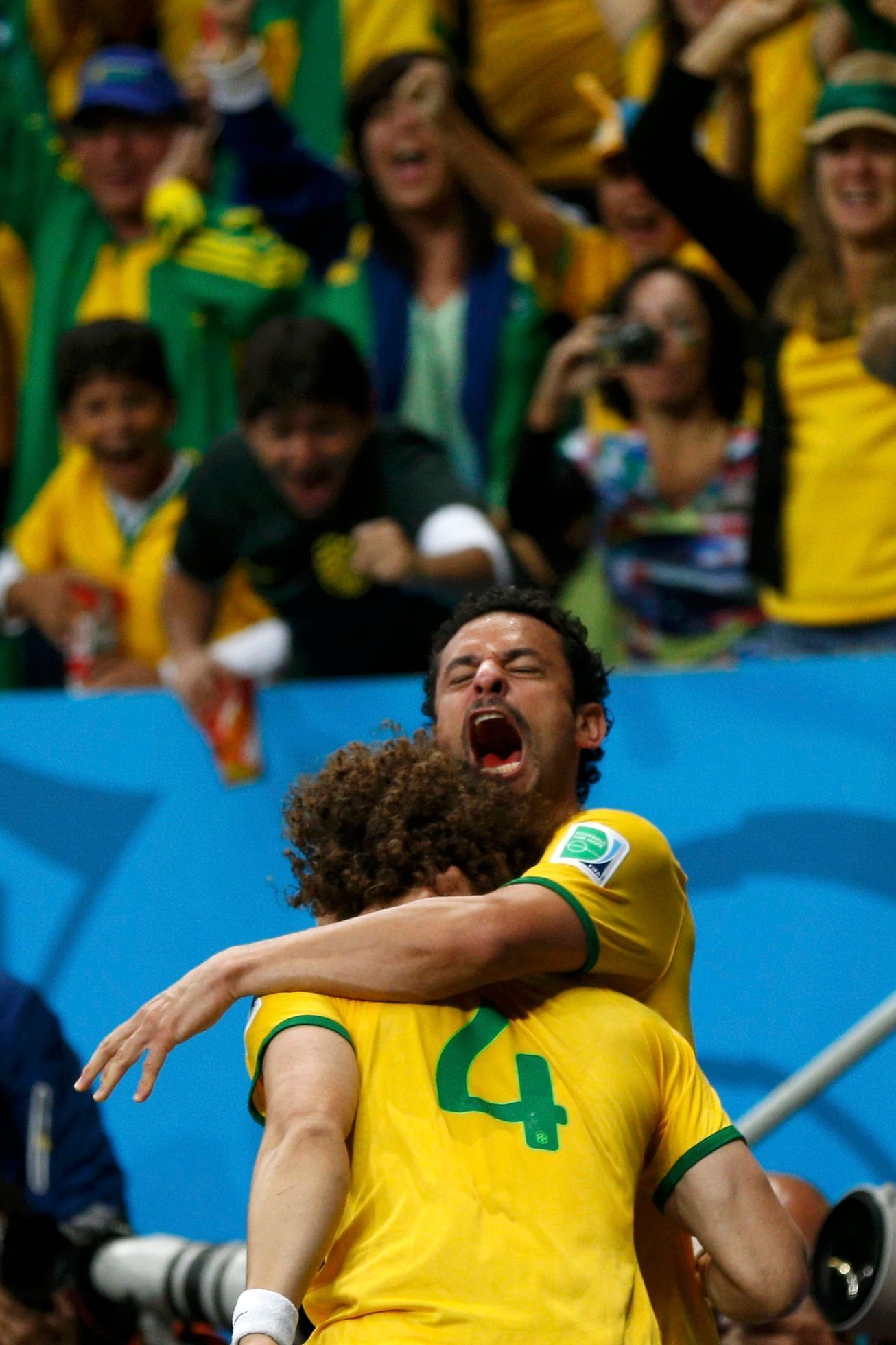MS 2014, Kamerun- Brazílie: David Luiz