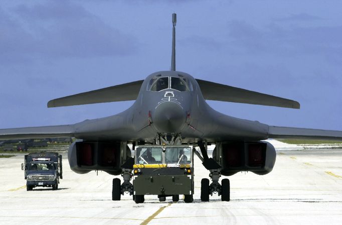 Bombardér B-1 Lancer na základně Andersen na Guamu.