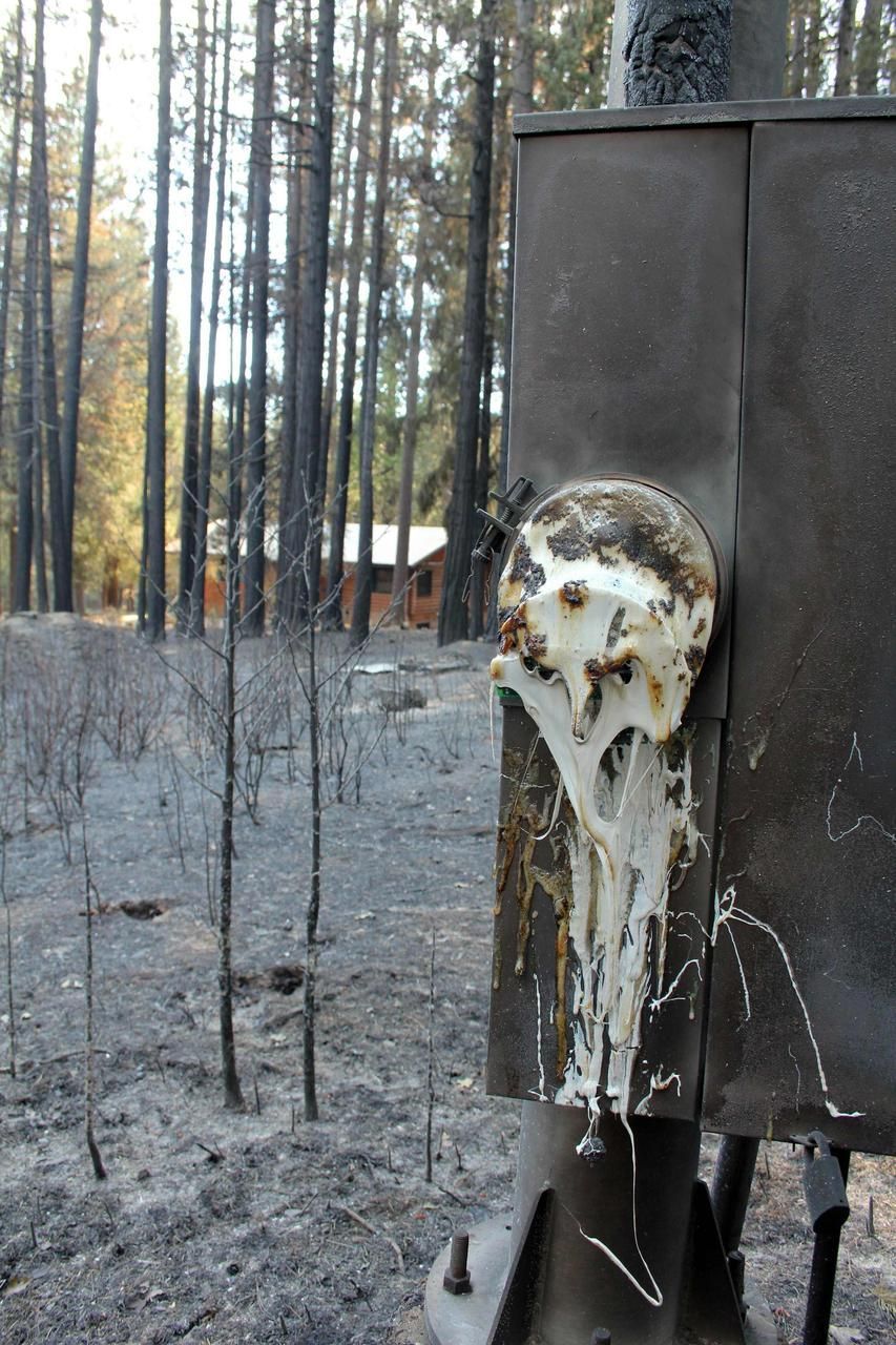 Požár požírá Yosemitský národní park