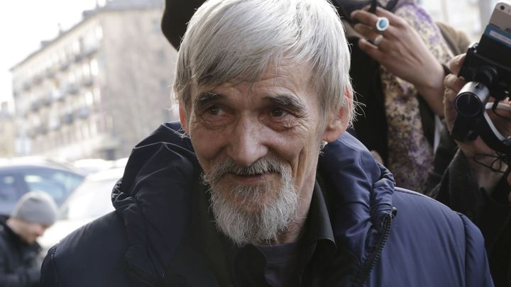 Ruský historik dokumentoval zločiny Stalina. Teď mu hrozí 15 let za zneužívání dcery