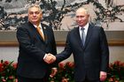 Orbán přiletěl za Putinem do Moskvy, prý na "mírovou misi". Nemá mandát, reaguje EU