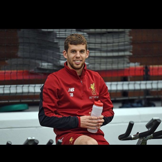 Obránce Liverpoolu Jon Flanagan