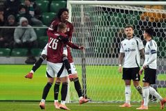 Sparta uspěla na hřišti Legie, rozhodl sváteční střelec. Slaví i Olomouc