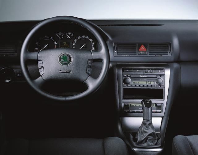 Škoda octavia I