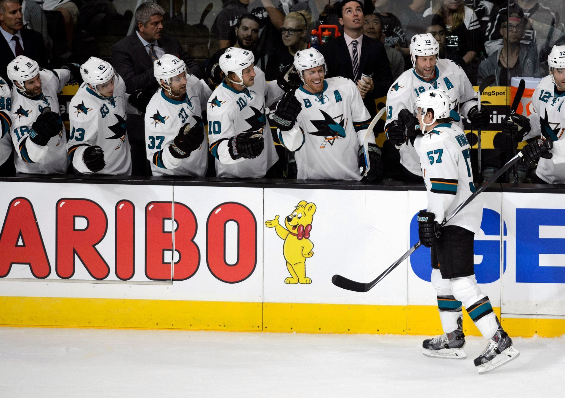 NHL, LA KIngs - San Jose: Tommy Wingels (57) slaví gól