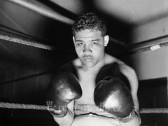 Americký boxer Joe Louis byl Schmelingovým největším soupeřem, ale zároveň přítelem.