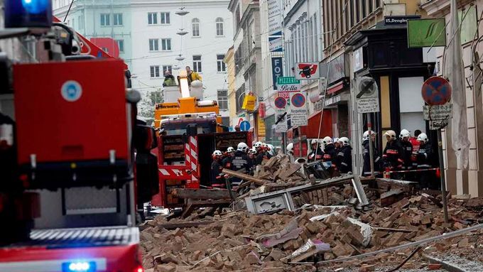 Mladík spáchal zřejmě sebevraždu, ve Vídni vybouchl dům.