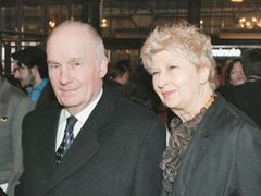 Michel Bouquet s manželkou, 2005.