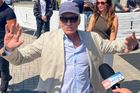 Michael Douglas dorazil do Varů, uvede zrestaurovaný Přelet nad kukaččím hnízdem