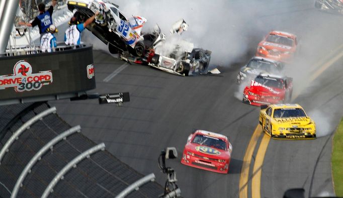 NASCAR Nationwide Series, havárie v Daytoně: Kyle Larson (32)