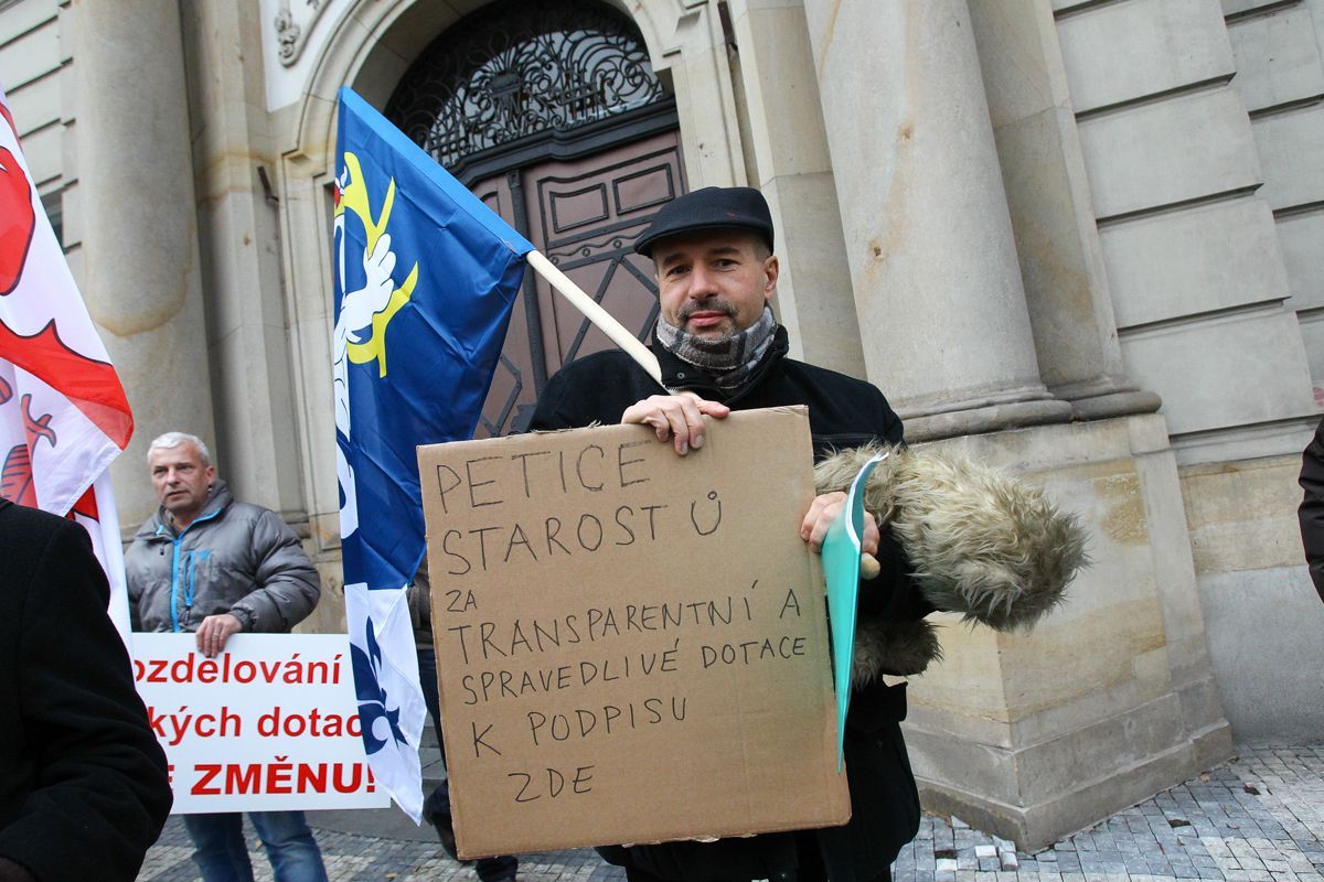 Demonstrace starostů Středočeského kraje 23.11.2015