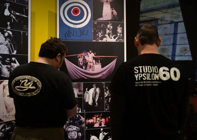 Snímek z výstavy věnované Ypsilonce v Domě fotografie.