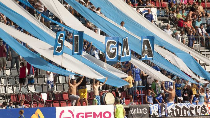 Fanoušci v utkání 2. kola Gambrinus ligy mezi Sigmou Olomouc a Slováckem.