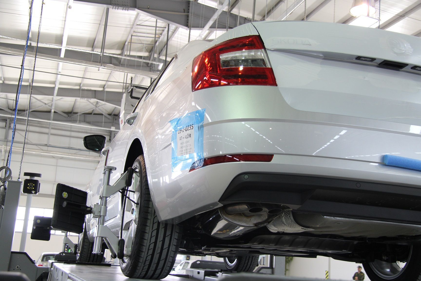 továrna Relizane Alžírsko