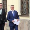 Mynář odevzdává majetkové přiznání