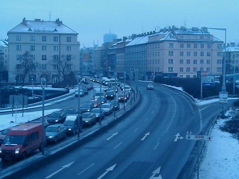 Kolaps dorpavy v praze4