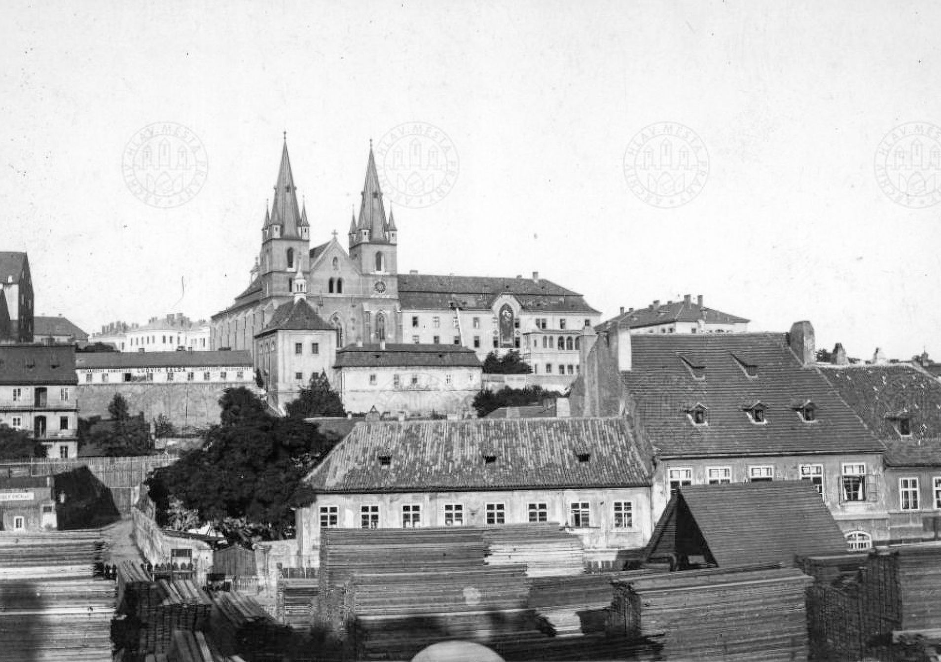 Tenkrát v Novém Městě, Nové Město, Historie, Seriál, Tenkrát, Praha, Pražská čtvrť