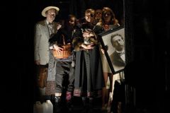 Nejlepší divadlo roku 2013? Ruská zavařenina v Aréně