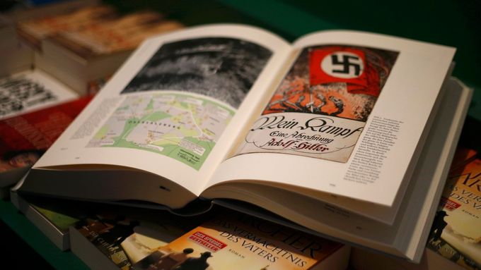 "Hitler, Mein Kampf - kritické vydání".