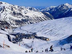 Andorra je pro vášnivé lyžaře zemí vysněnou. Pro daňové 