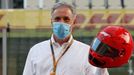 Odcházející boss formule 1 Chase Carey před Velkou cenou Abú Zabí 2020