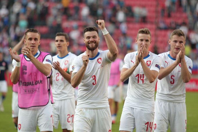 fotbal, Liga národů 2018/2019, Slovensko - Česko, fotbal, Liga národů 2018/2019, Slovensko - Česko, radost českého týmu po utkání, Ondřej Čelůstka