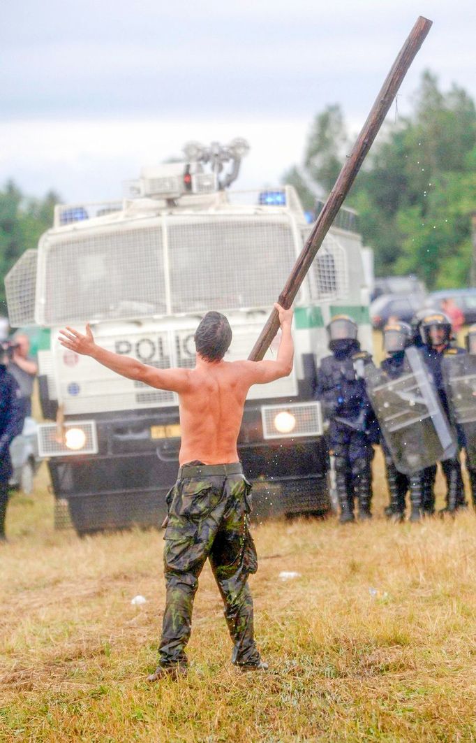 CzechTek 2005 byla legendární technoparty u Mlýnce, kterou ukončil kontroverzní policejní zásah. Ten vyvolal širokou veřejnou a politickou reakci.