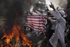 Muslimské protesty hlásí dalších 19 obětí