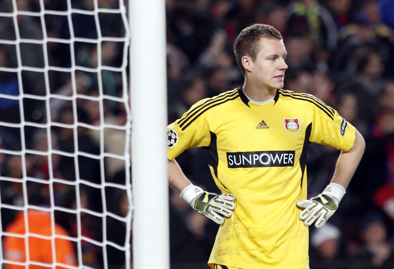 Brankář Leverkusenu Leno dostal sedm branek