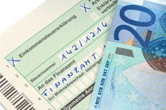 Šéf švýcarské IFPI vyšetřován pro daňový únik