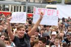 Nééé, křičeli studenti na celou Prahu kvůli maturitám