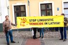 "Jazyková genocida". Ruští školáci v Pobaltí se začínají učit státní jazyk