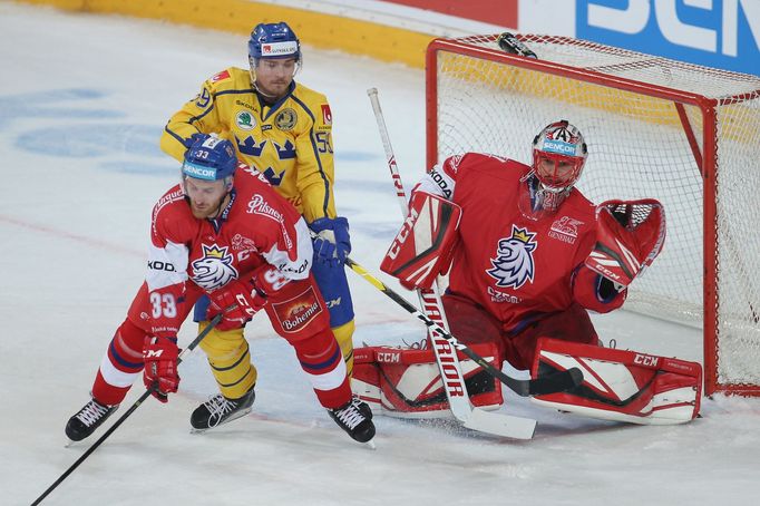 Jakub Nakládal a Jakub Kovář v zápase Karjala Cupu Česko - Švédsko.