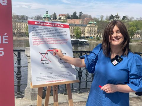 "Léčbu snáším dobře." Předsedkyně SOCDEM Maláčová oznámila, že má rakovinu