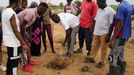 Kruhové zahrady Tolou Keur v Senegalu.