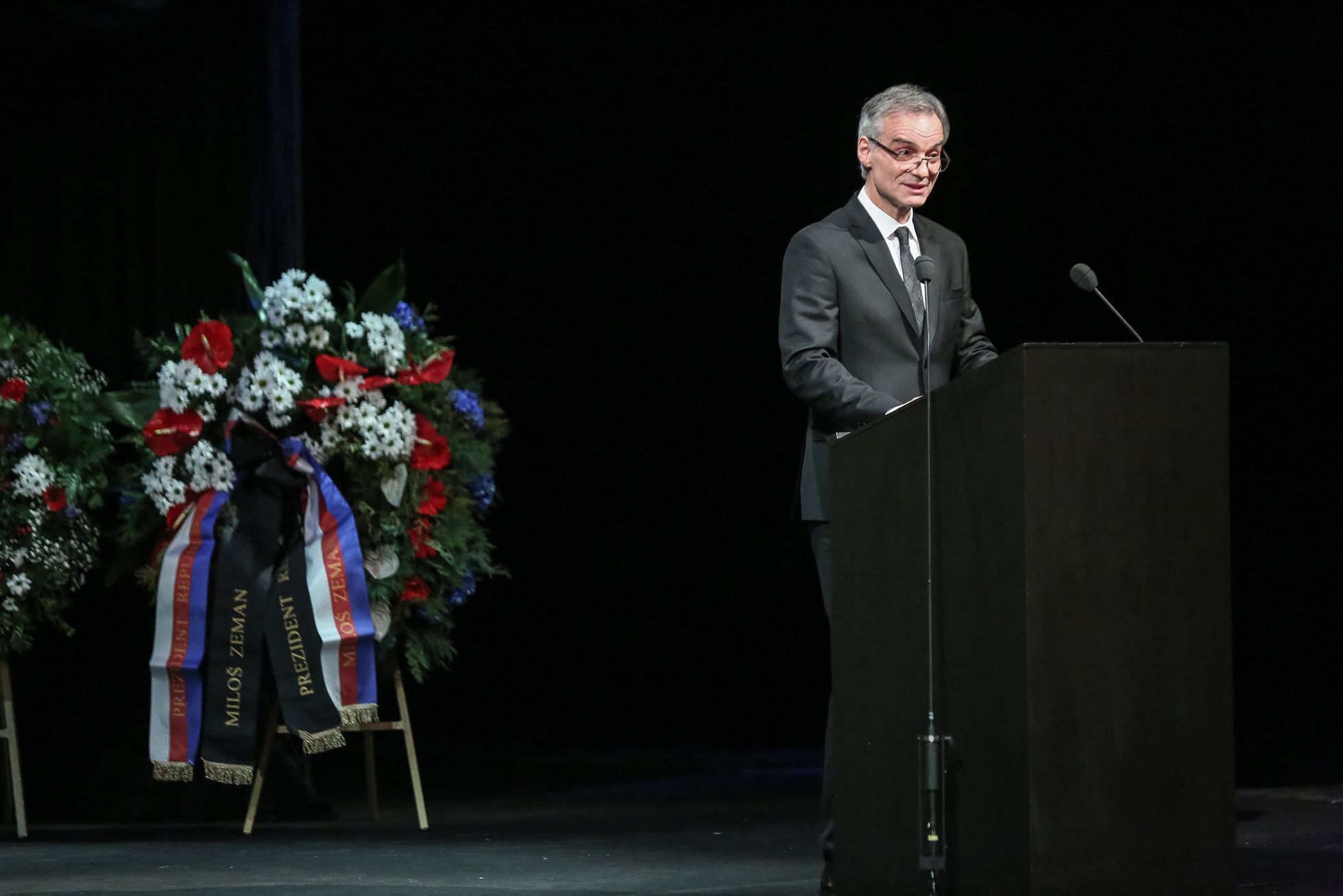 Pohřeb herce Ludka Munzara, Národní divadlo, 1. 2. 2019