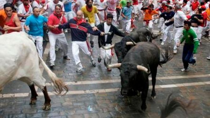 Tradiční běh před býky v Pamploně