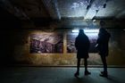 Trafostanice v Berlíně vystavuje malby z neznámé části světa Hry o trůny