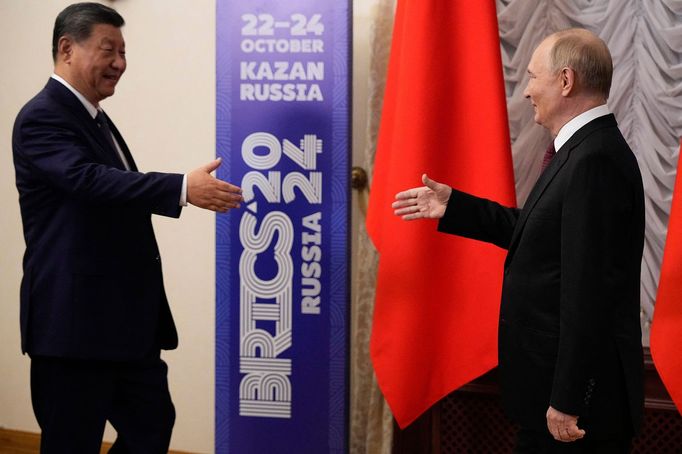 Světoví státníci přijíždí do Ruska na setkání skupiny BRICS.