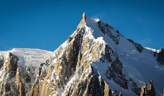 Jiří Pruša: Svět z nebe. Fotografie z expedic českého pilota, které vycházejí v nové knize