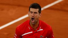 Semifinále French Open 2020: Novak Djokovič v zápase proti Stefanosi Tsitsipasovi