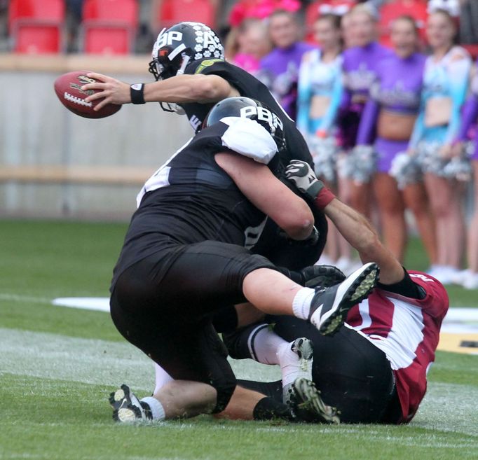 Americký fotbal, finále ČLAF: Prague Black Panthers - Příbram Bobcats