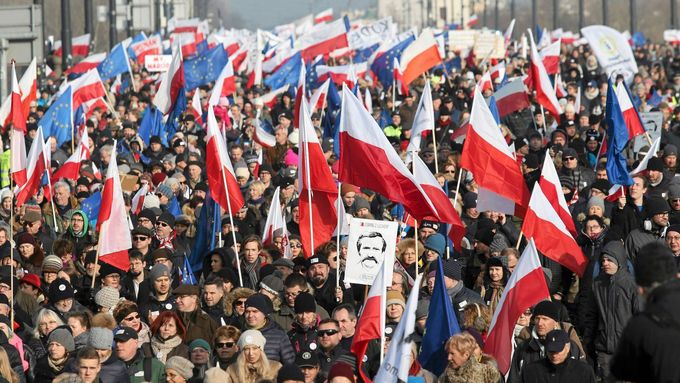 Demonstrace ve Varšavě 27. února 2016.