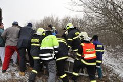 Hlavní tah na Slovensko blokovala celé dopoledne nehoda
