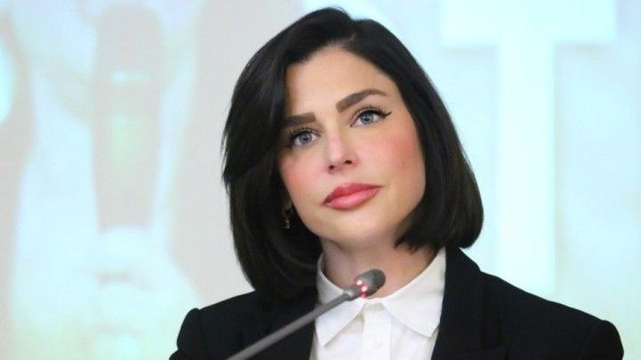  Olivia Maurel