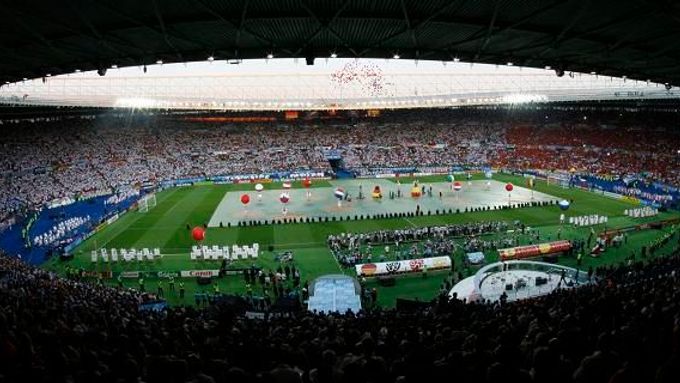 Vídeňský stadion: Tady se hrálo uplynulé Euro. Kde bude to v roce 2012 zatím není jasné.