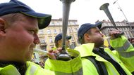 Bylo je velmi dobře slyšet. Hasiči vědí, jak udělat pořádný rámus.