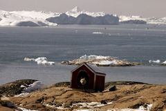 Inuitská ves žaluje průmysl za globální oteplování