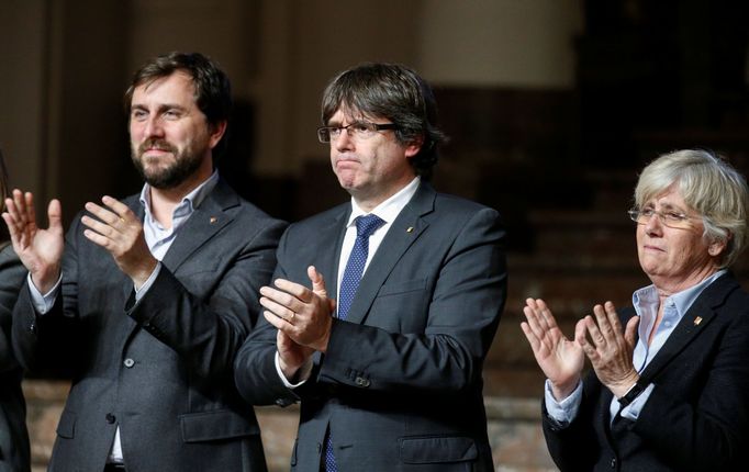 Bývalý katalánský premiér Carles Puigdemont na setkání se starosty v Bruselu.