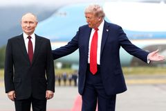 Díky bohu, že ten summit zrušili. Budapešť byla skvělá ruská provokace, říká expert